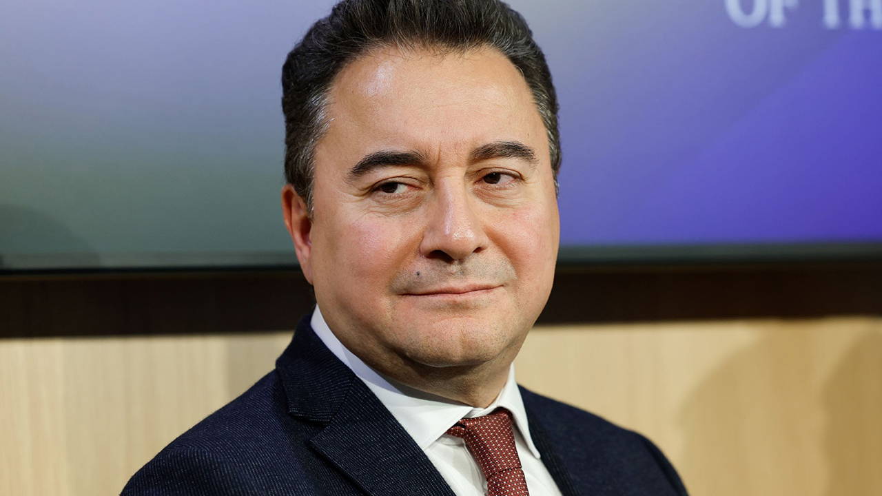 Ali Babacan'dan 'AKP ile ittifak' sorusuna dikkat çeken yanıt: 'Biz CHP'yle bile masaya oturduk...'