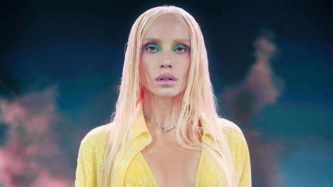 Şarkıcı Gülşen'den tepki çeken paylaşım!