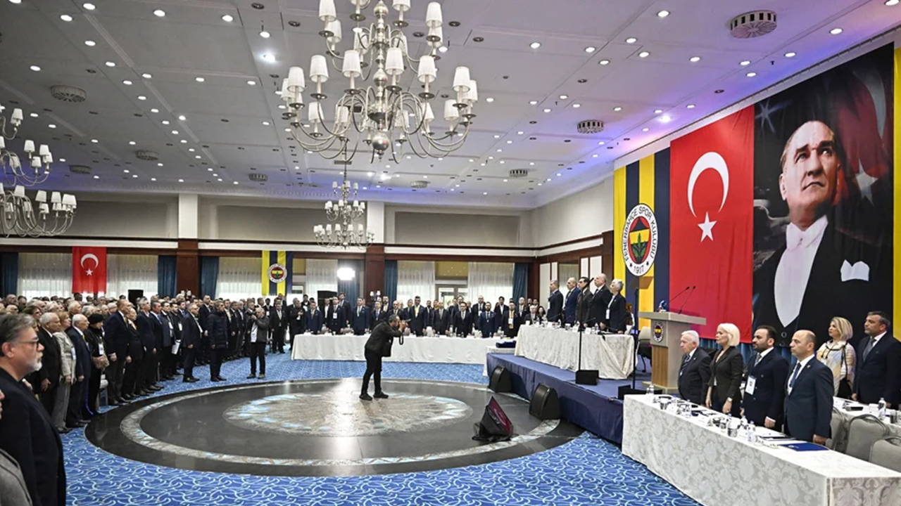 Fenerbahçe Yüksek Divan Kurulu Toplantısı düzenleniyor