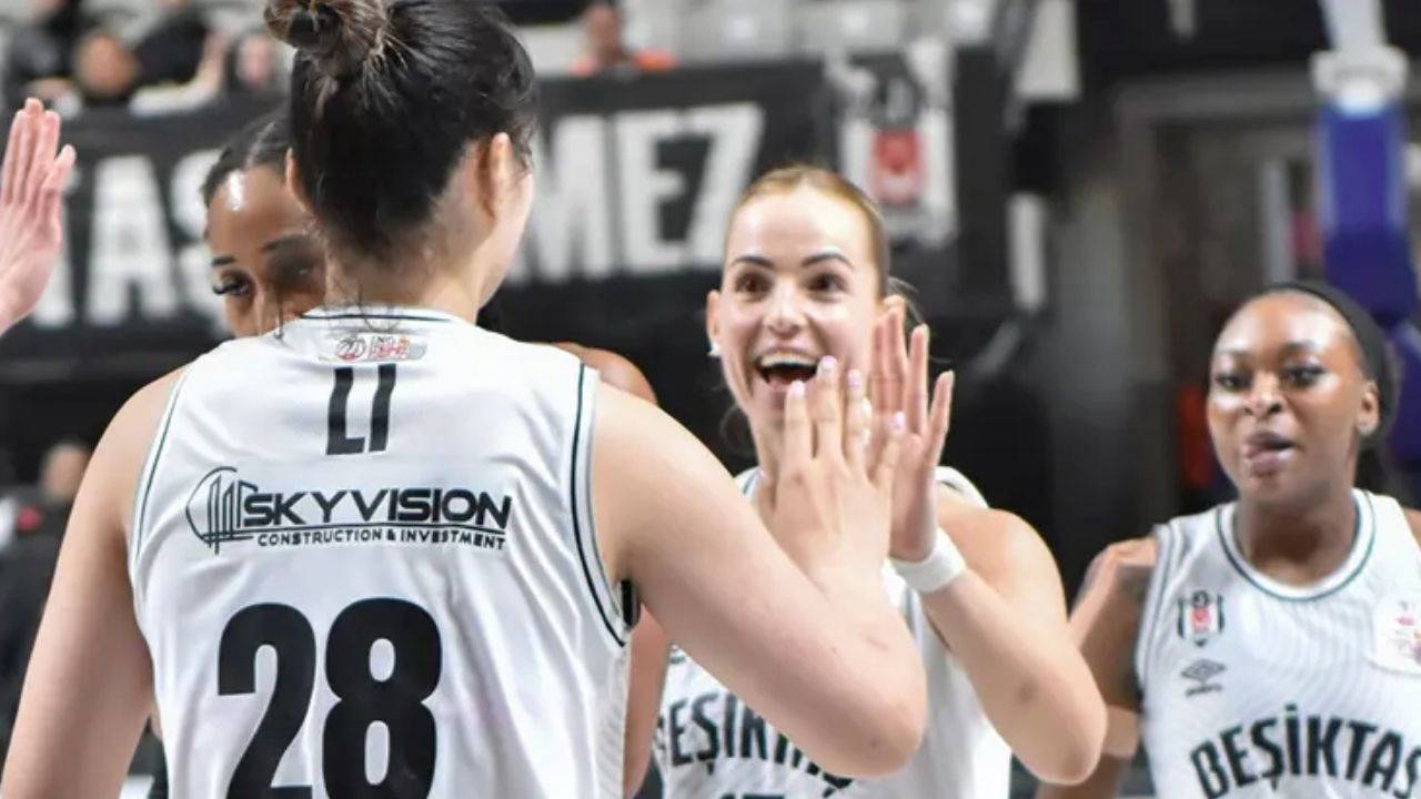 Beşiktaş BOA, play-off umudunu korudu!