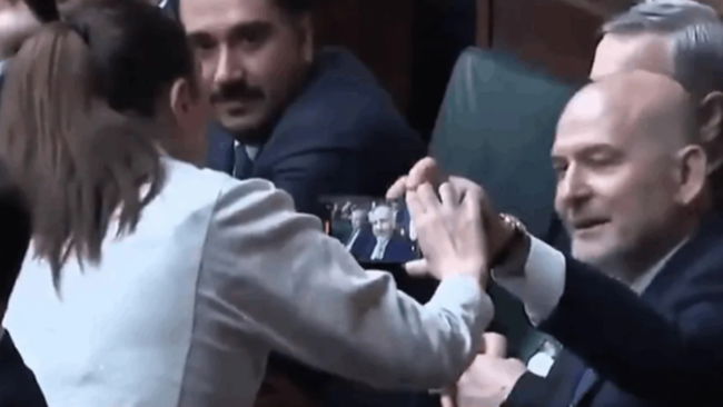 Süleyman Soylu ‘Gülistan Doku’ sorusuna sinirlendi