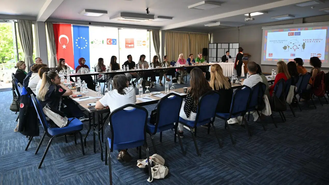 Manisa’da “Kadın Dostu Kentler” için yerel eşitlik çalışmaları başladı