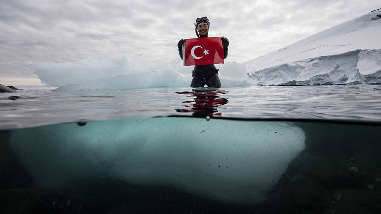 Şahika Ercümen'den 3 altın, 2 gümüş madalya