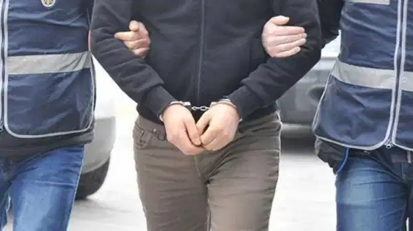 Hakimi vurduğu için tutuklanan savcı İBB koridorunda: Seccade ve Kur'an-ı Kerim istemiş!