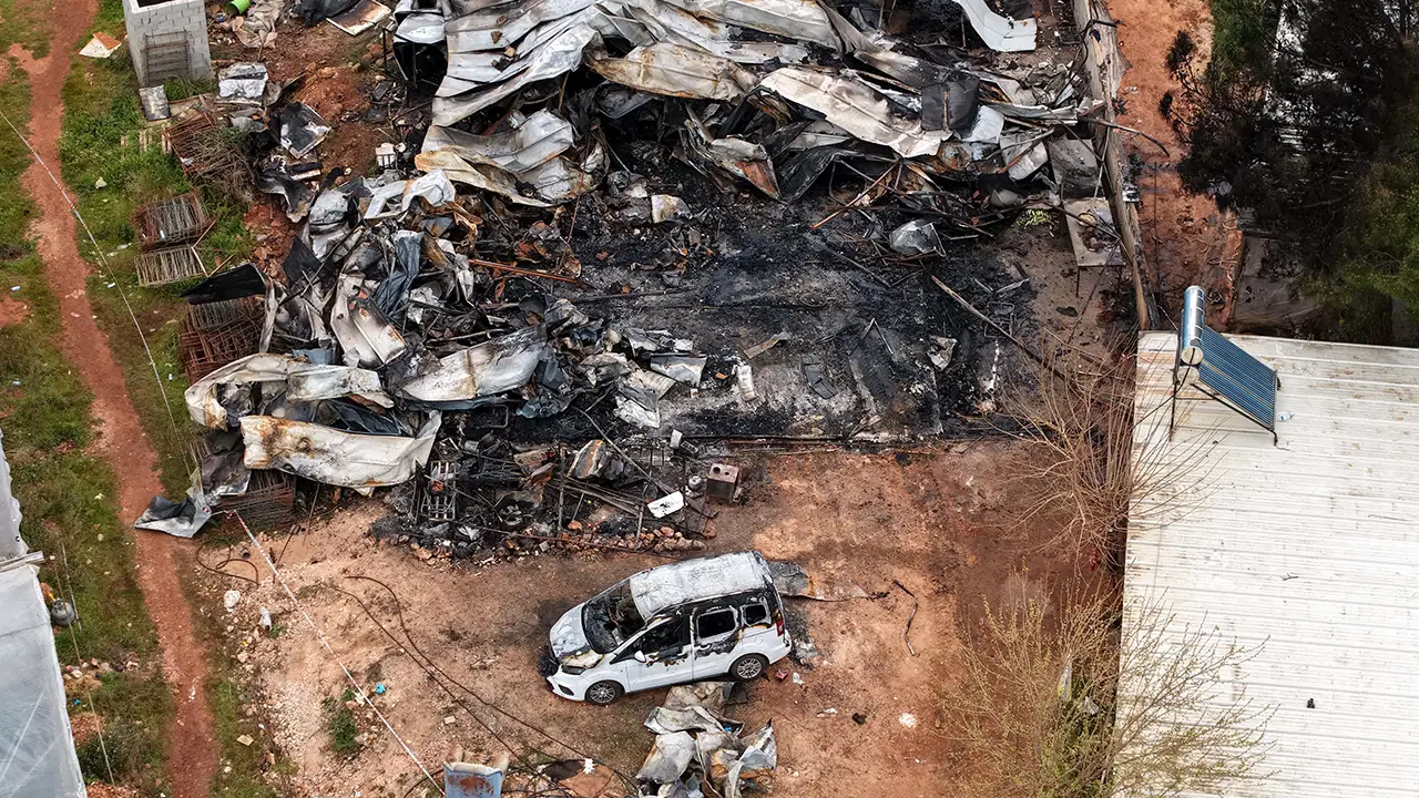 Antalya'da konteyner yangını faciası: Ölen anne ile 5 çocuğu, Suriye'de toprağa verilecek