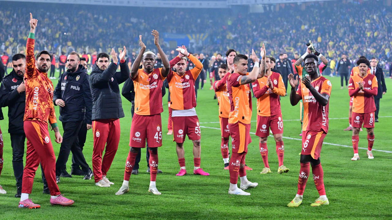 Galatasaraylı yıldızlardan derbi sonrası paylaşım!
