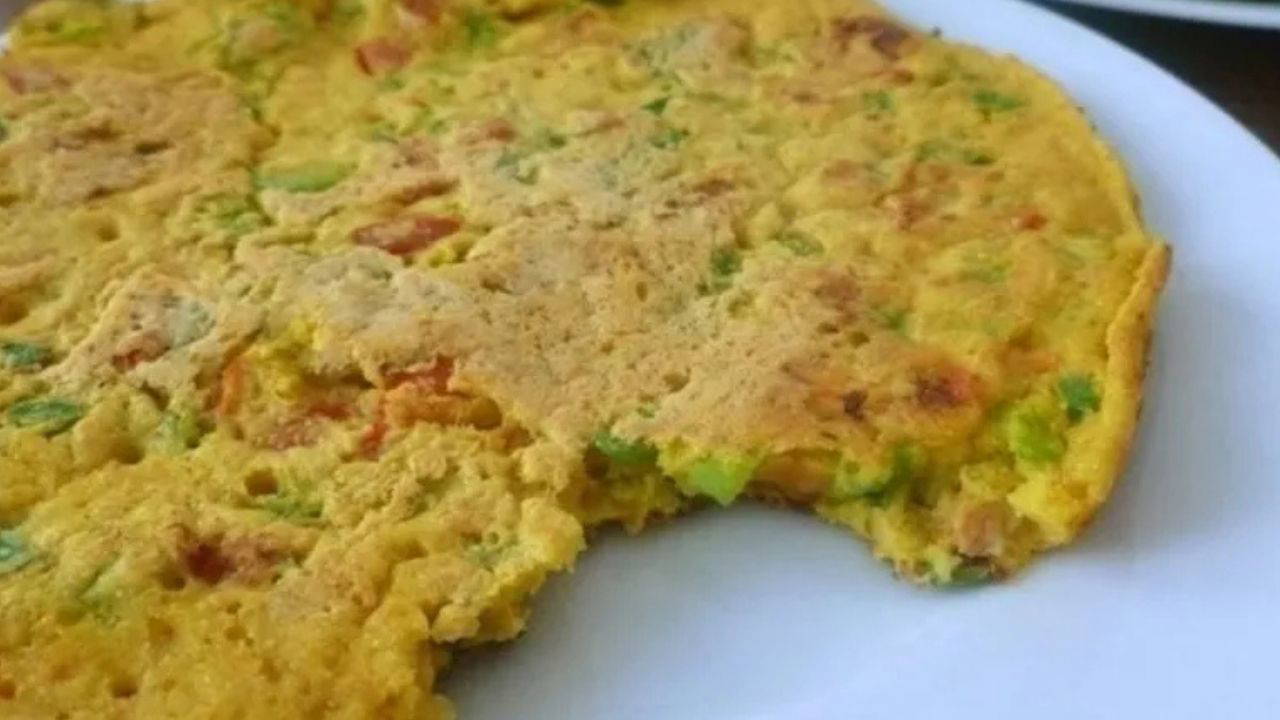 Sağlıklı ve doyurucu kahvaltının yıldızı: Yulaflı omlet tarifi