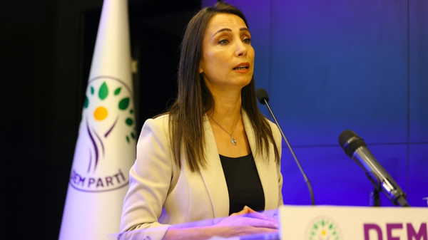 Hatimoğulları'ndan 'süreç' komisyonuna bir 'Öcalan' çağrısı daha: 'Tez elden gidip İmralı'da görüşülmeli'