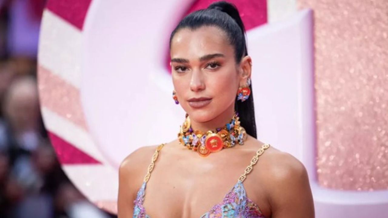 Taraftar çok istemişti: Dua Lipa, Yenikapı'ya gelmek için servet istedi