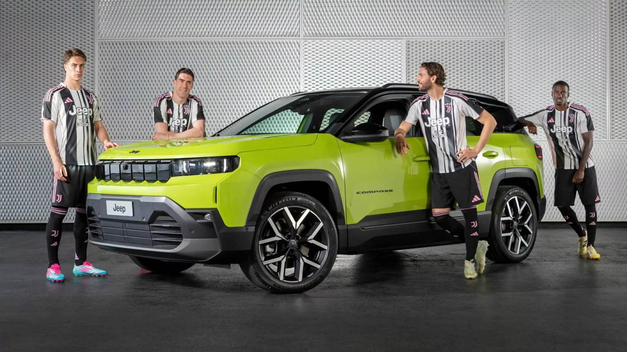 Yeni Jeep Compass Kenan Yıldız ile ortaya çıktı: Juventus ile sponsorluk anlaşması...