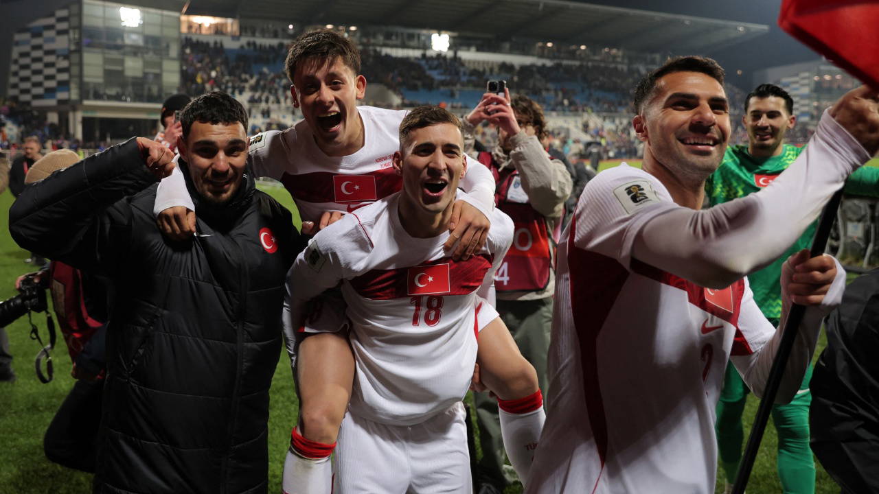 24 yıllık hasret sona erdi... İşte milli takımın Dünya Kupası'ndaki rakipleri!