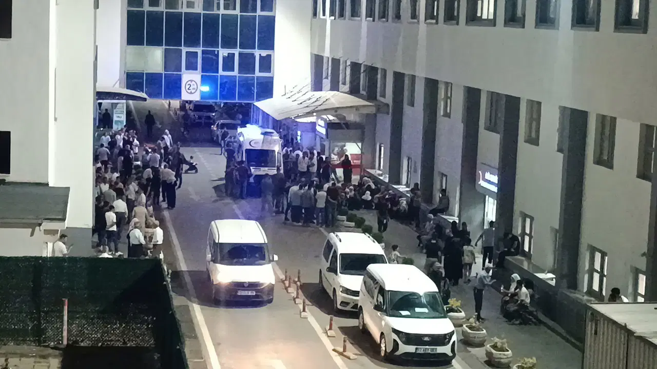 Batman'da akrabalar arasında kavga: 4’ü ağır, 6 yaralı