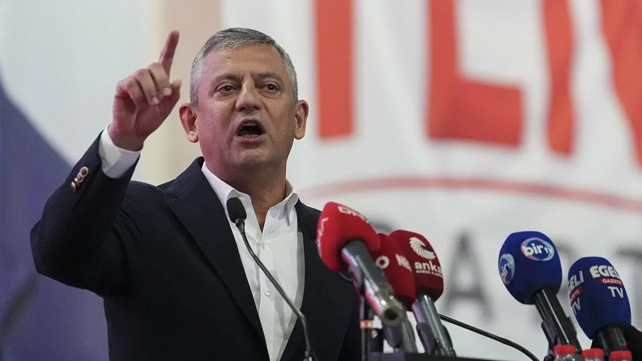 Özel'den Mersin'de 'seçim' mesajı! 