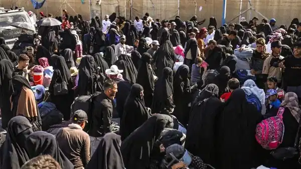 Şam güçlerinin girdiği 'IŞİD kampı' görüntülendi