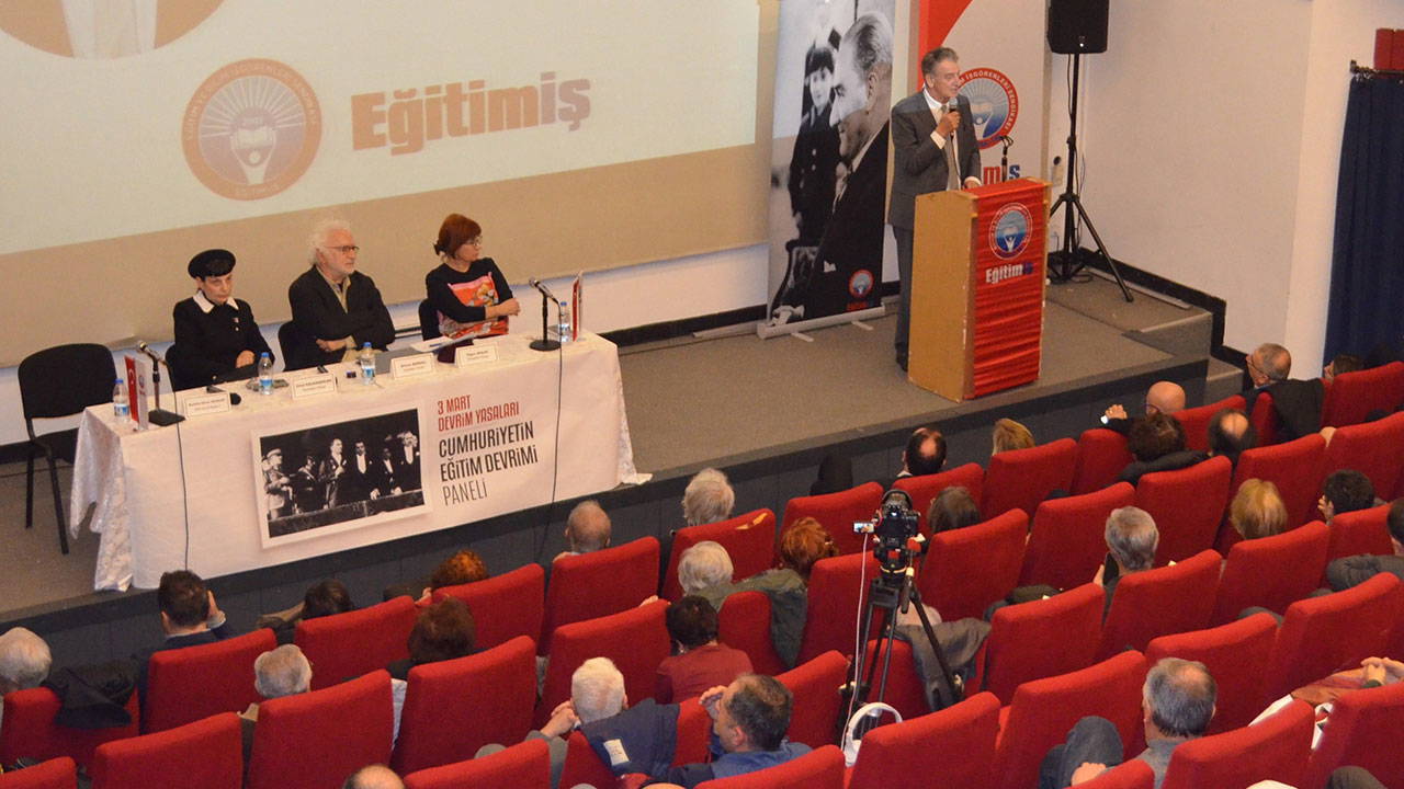 Devrim yasalarının 102'nci yılında Cumhuriyetin eğitim devrimi konuşuldu: 'Cumhuriyetin temeli eğitimdir'