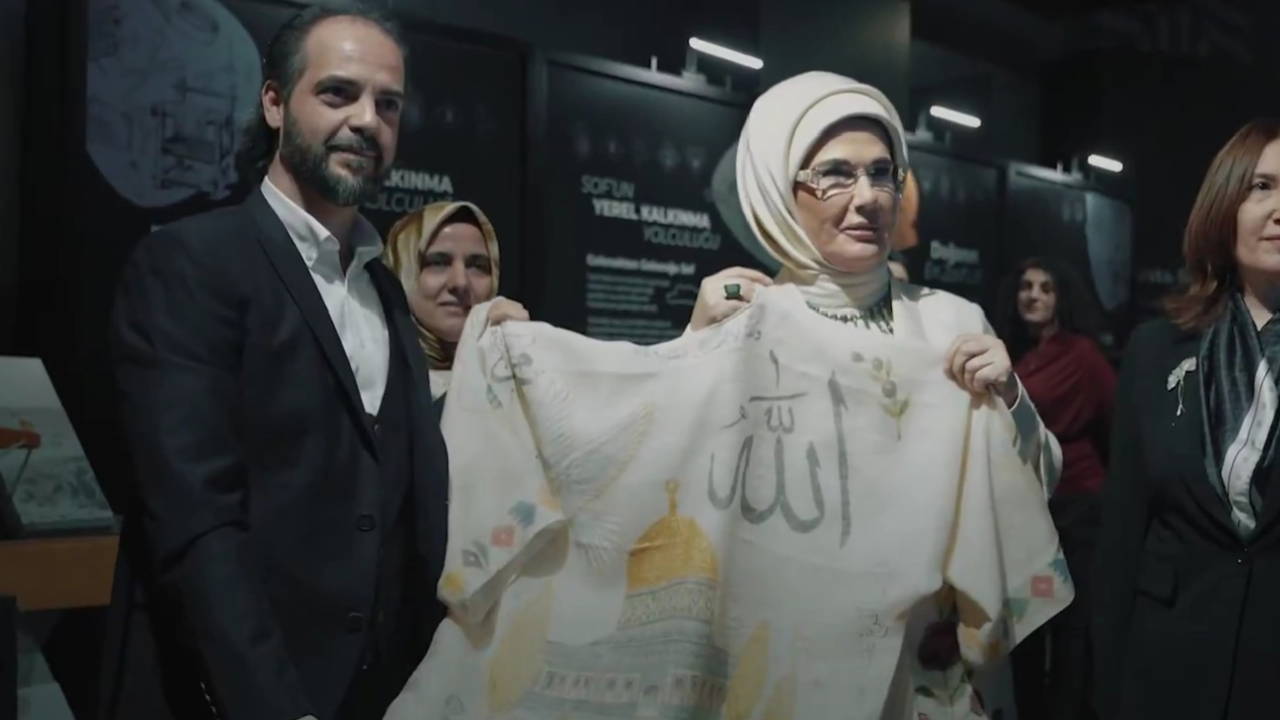 Emine Erdoğan'dan 'sergi' paylaşımı: Eşsiz bir koleksiyon