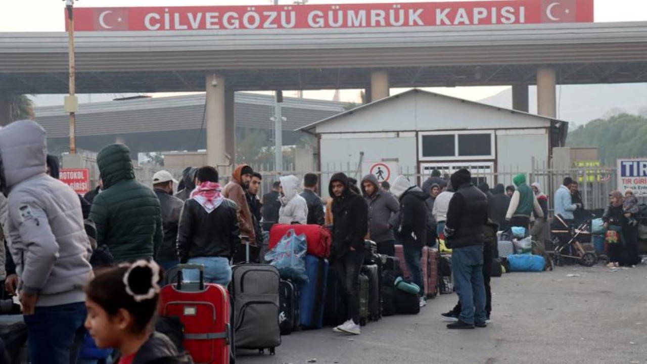 Suriye Türk vatandaşlarına vize uygulamasını başlattı
