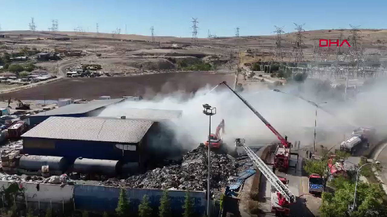 Ankara'da geri dönüşüm tesisinde yangın!