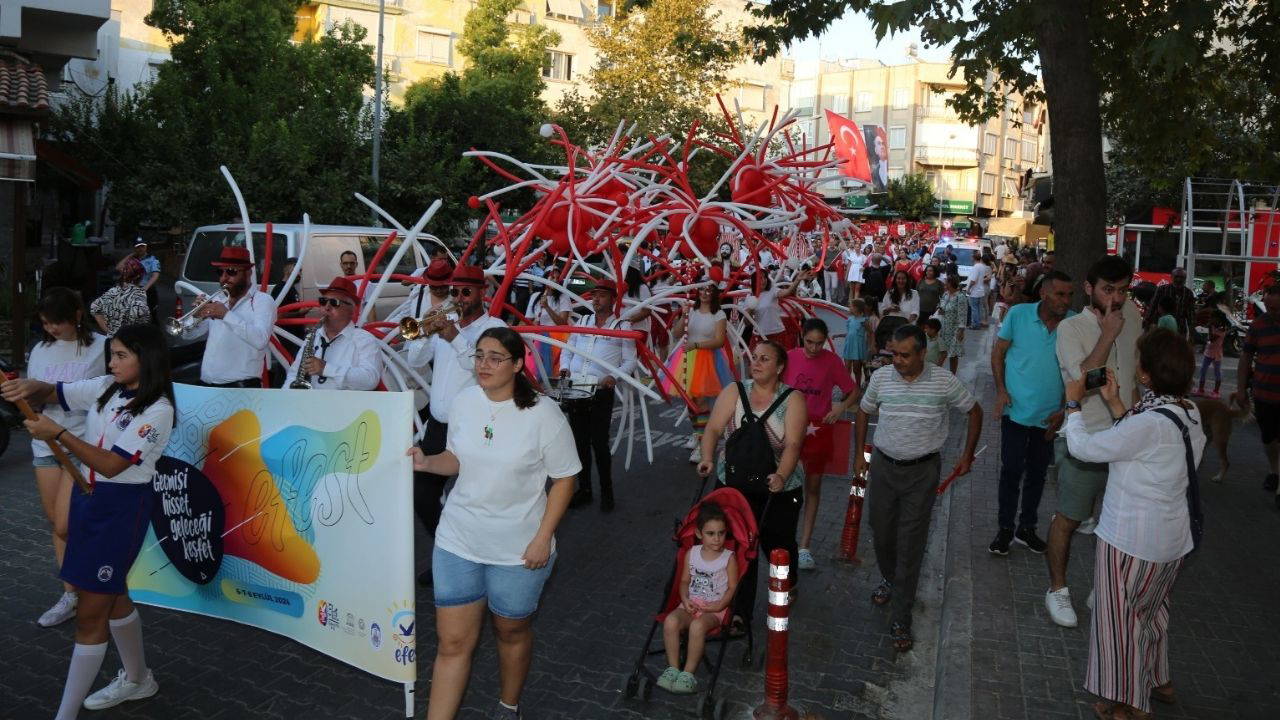 EFEST 2025 “Geçmişi Hisset, Geleceği Keşfet” sloganıyla başlıyor