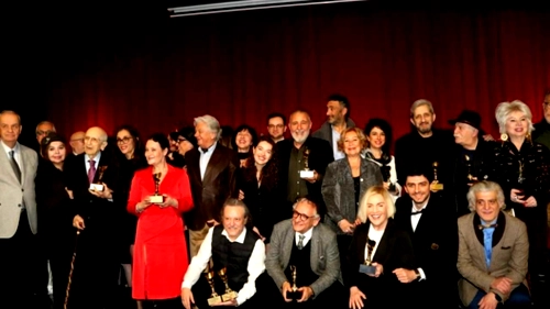 İsmet Küntay Tiyatro Ödüller sahiplerine sunuldu: Yarım asırlık gurur