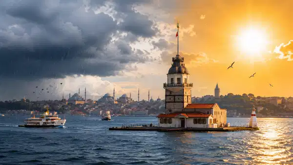 AKOM'dan İstanbul'a uyarı: Cuma günü gök gürültülü sağanak geliyor!