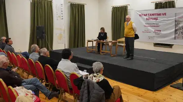 Kemal Anadol’dan “Hoşça Kal Midilli” Ayvalık’ta tanıtıldı