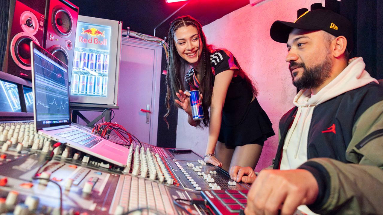 Red Bull 64 Bars, yeni bölümünde M Lisa’yı ağırladı