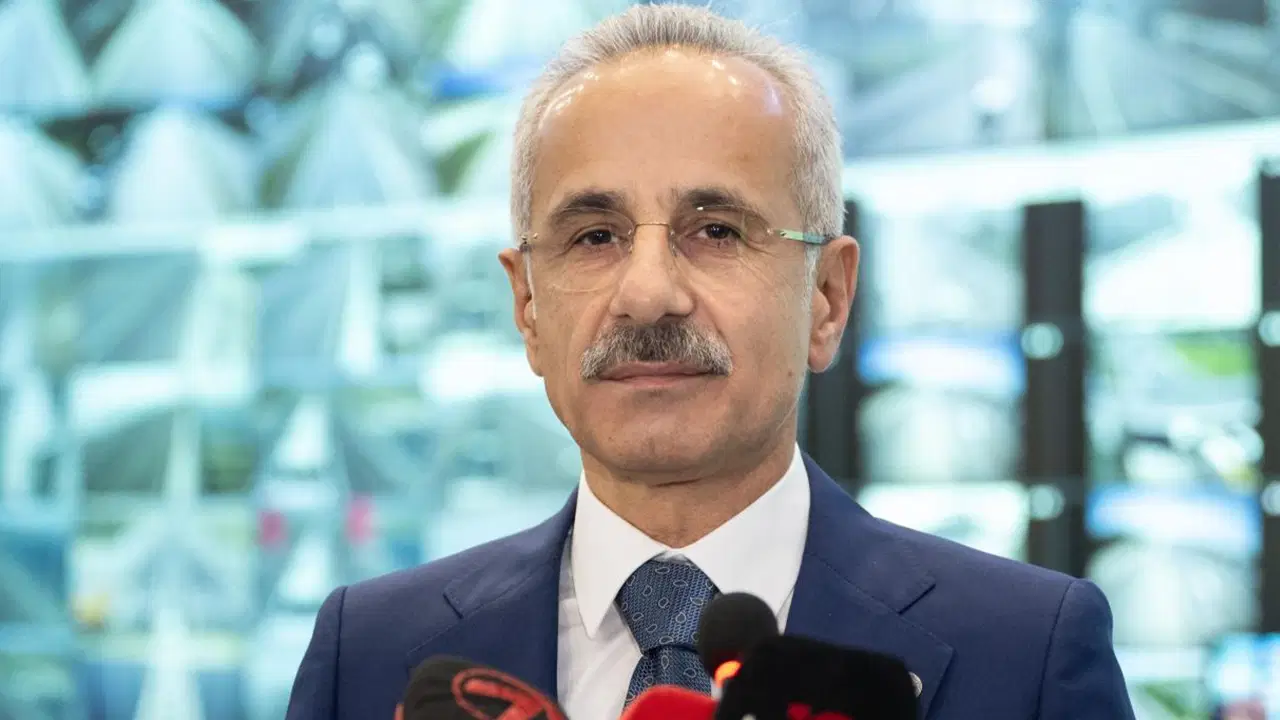 Son dakika... Bakan Uraloğlu'ndan 'Hürmüz Boğazı' açıklaması