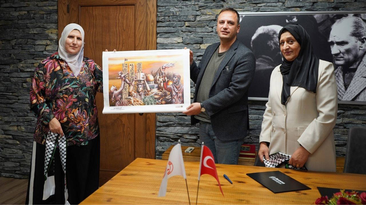 Bornova ve Filistin’in Dura Belediyesi’nden kardeşlik adımı