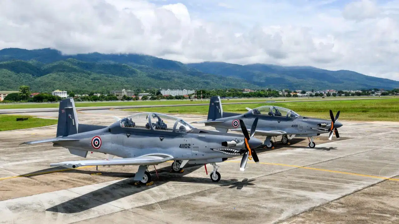 Tayland’da askeri eğitim uçağı düştü: 2 pilot hayatını kaybetti