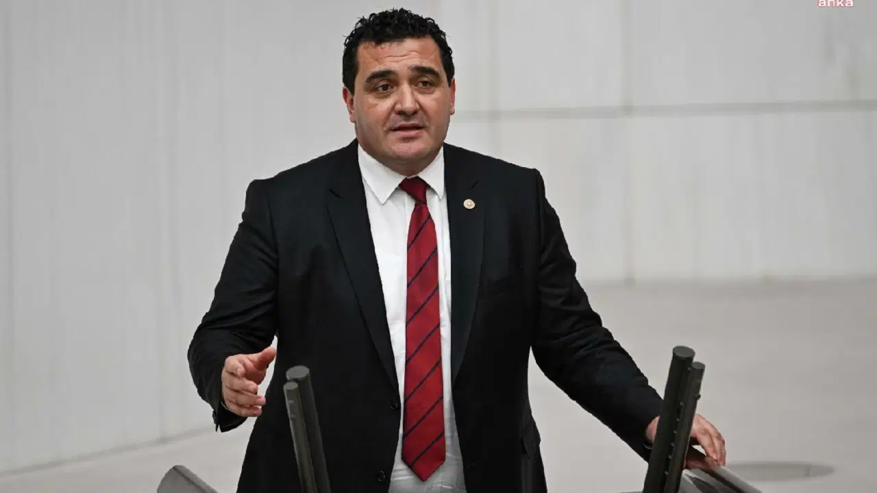 CHP'li Karasu'dan sahte diploma skandalı tepkisi: 'Bir parça utanma olsa istifa ederler!'