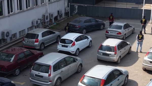Bursa'da 'change' araç operasyonu: 28 araca el konuldu, 3 şüpheli tutuklandı