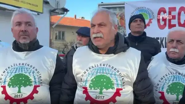 Emekliler Soma’da sokağa çıktı: 'Maaşlar yetmiyor, insanca yaşamak istiyoruz'