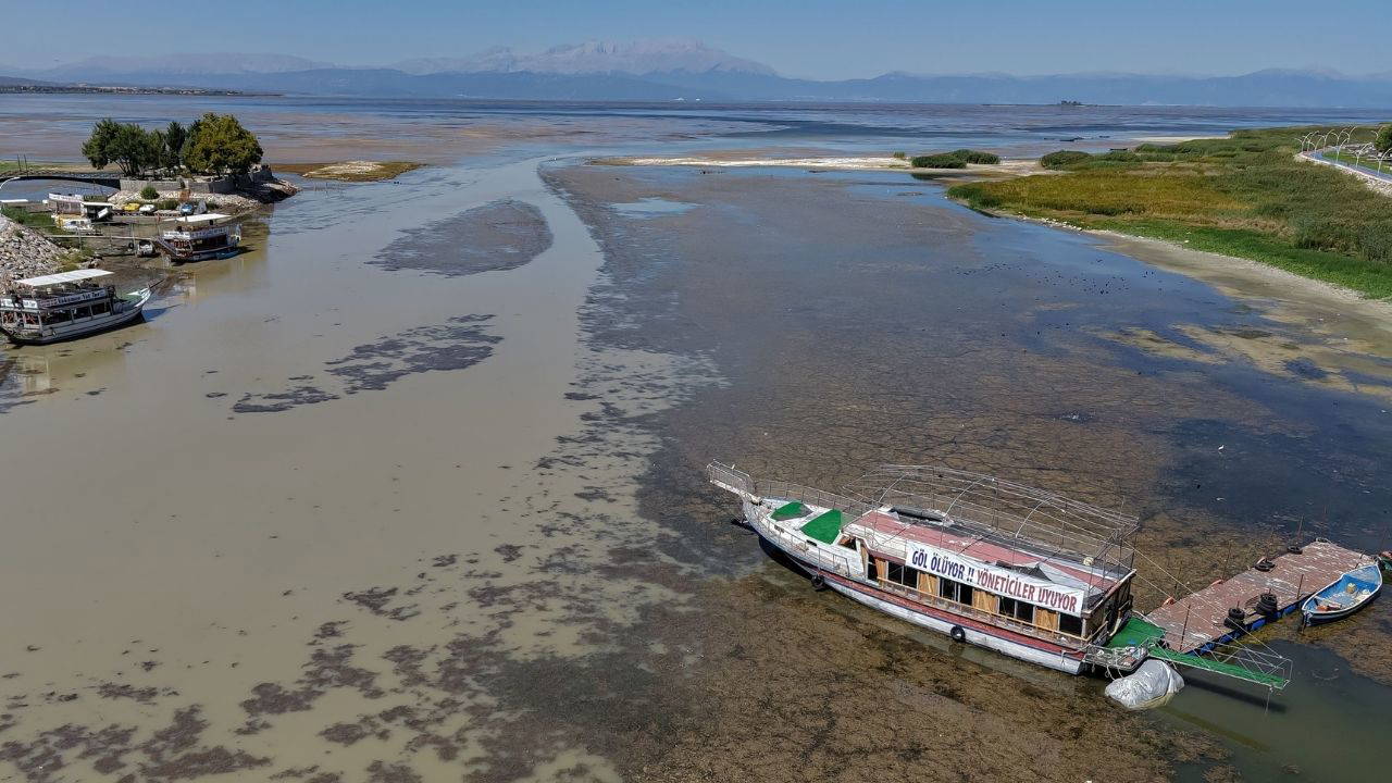 'Öldü' denilen Beyşehir Gölü için acil eylem planı hazırlandı