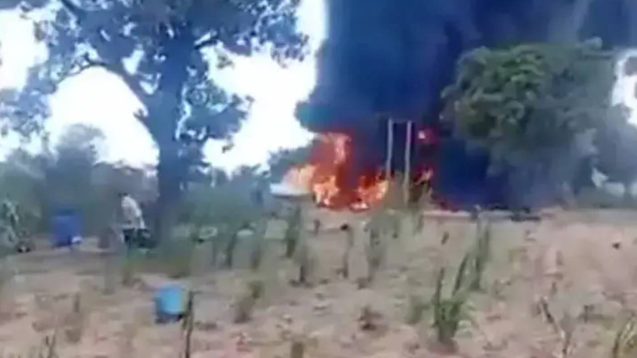 Nijerya'da akaryakıt tankerinin patlaması sonucu ölenlerin sayısı 42'ye çıktı