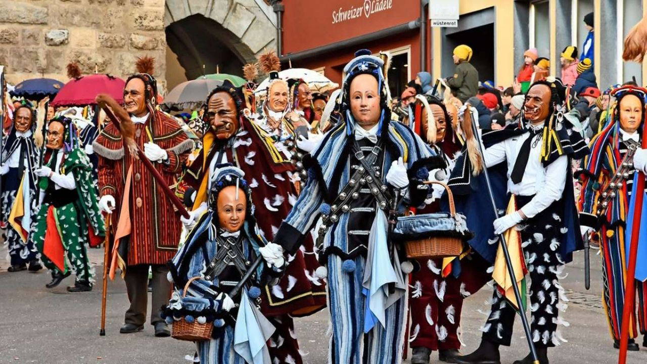 Tahtadan oyulan duygular