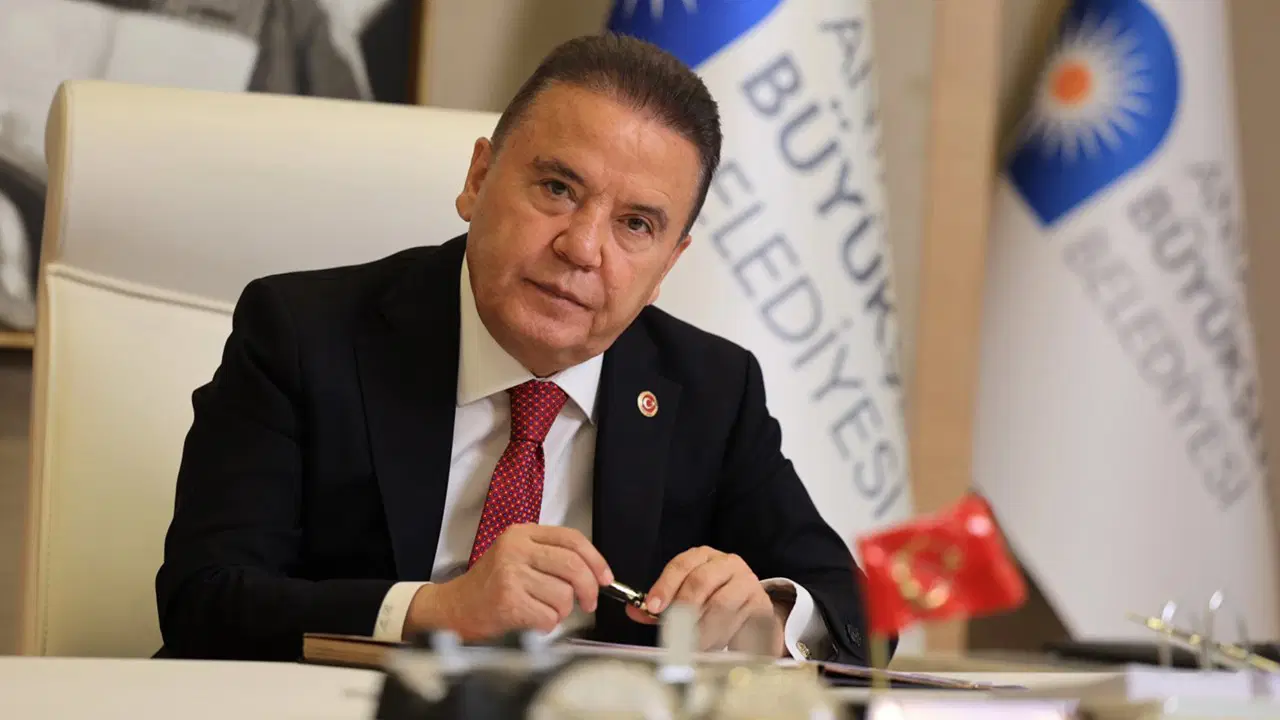 Antalya'da 'fuhşa aracılık' soruşturmasında 7 gözaltı: Dosyada Muhittin Böcek'e yönelik ağır iddialar