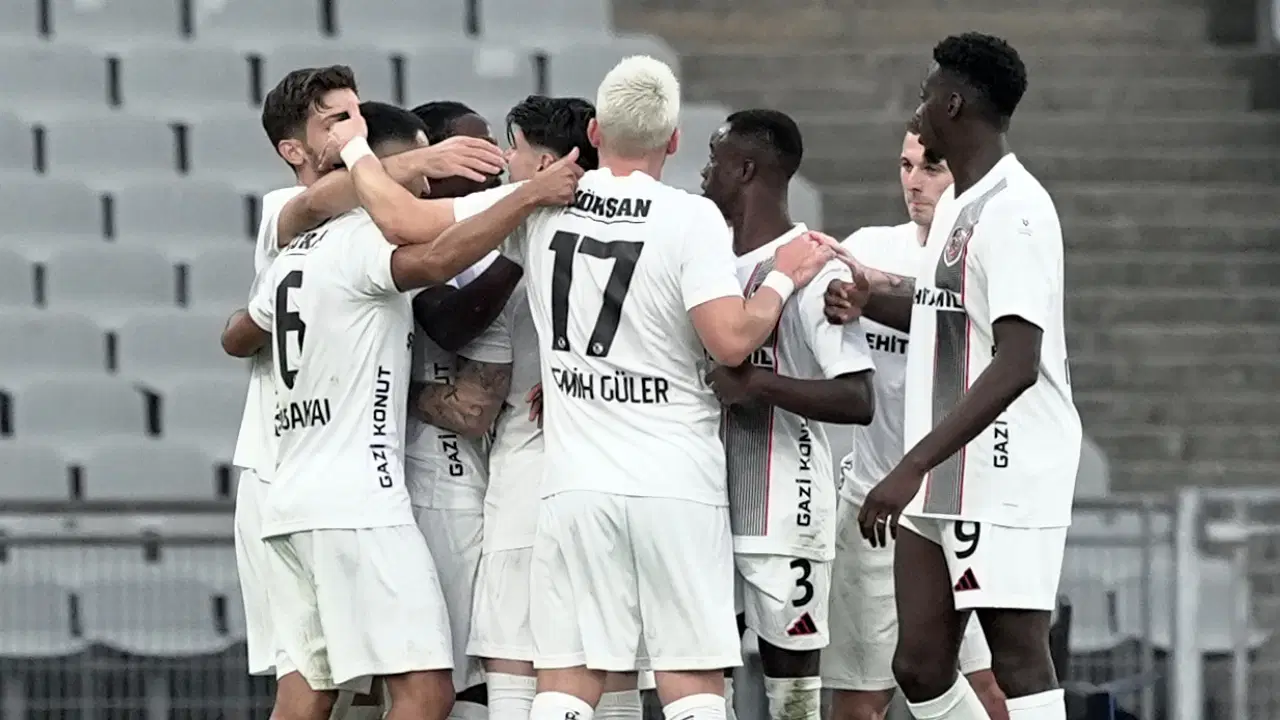 Burak Yılmazlı Gaziantep FK'nin serisi 6 maça çıktı!