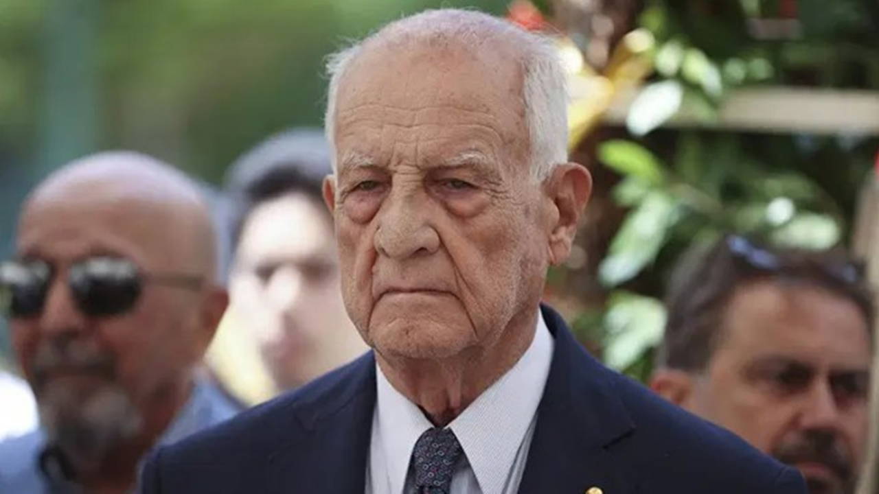 İş insanı İnan Kıraç yoğun bakıma kaldırıldı!