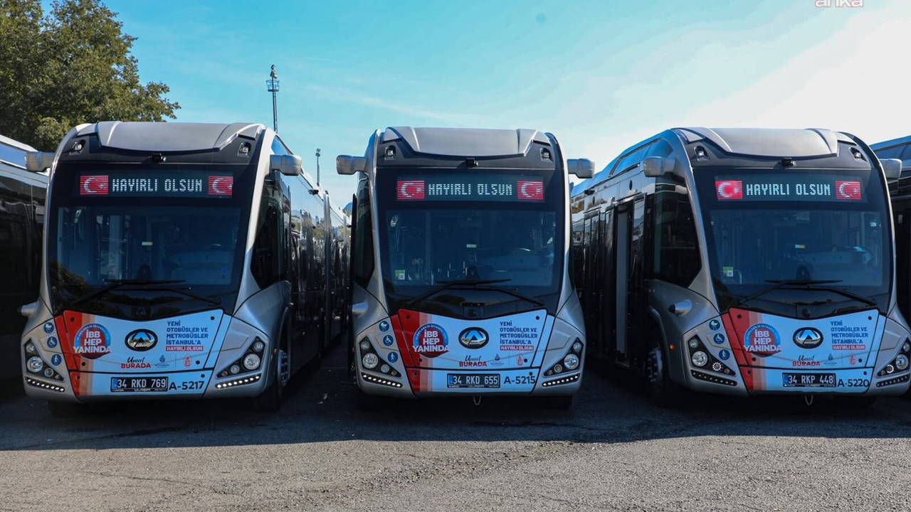 İstanbul’un yeni metrobüsleri hizmete başladı