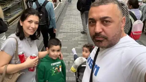 Bir aile yok oldu... Servet Böcek, iki çocuğu ve eşinin yanına defnedildi