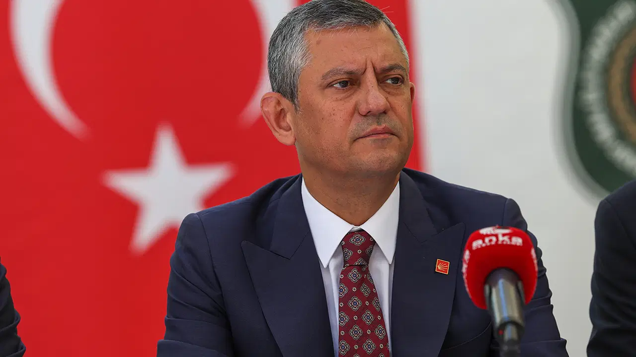 Özgür Özel, İstanbul'un Kurtuluşu'nu kutladı: 'Geldikleri gibi giderler'