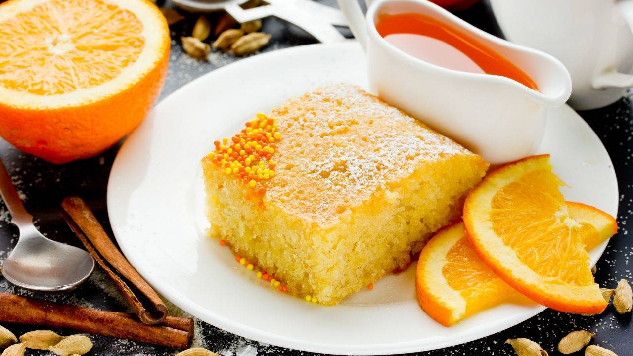 Tam kıvamında şerbetli: Revani tarifi