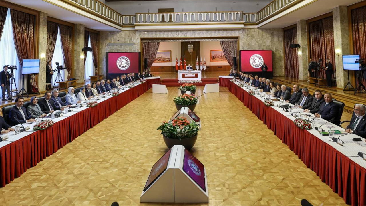 Son dakika... Tarihi oylama sona erdi: Süreç komisyonu İmralı'ya gidiyor!