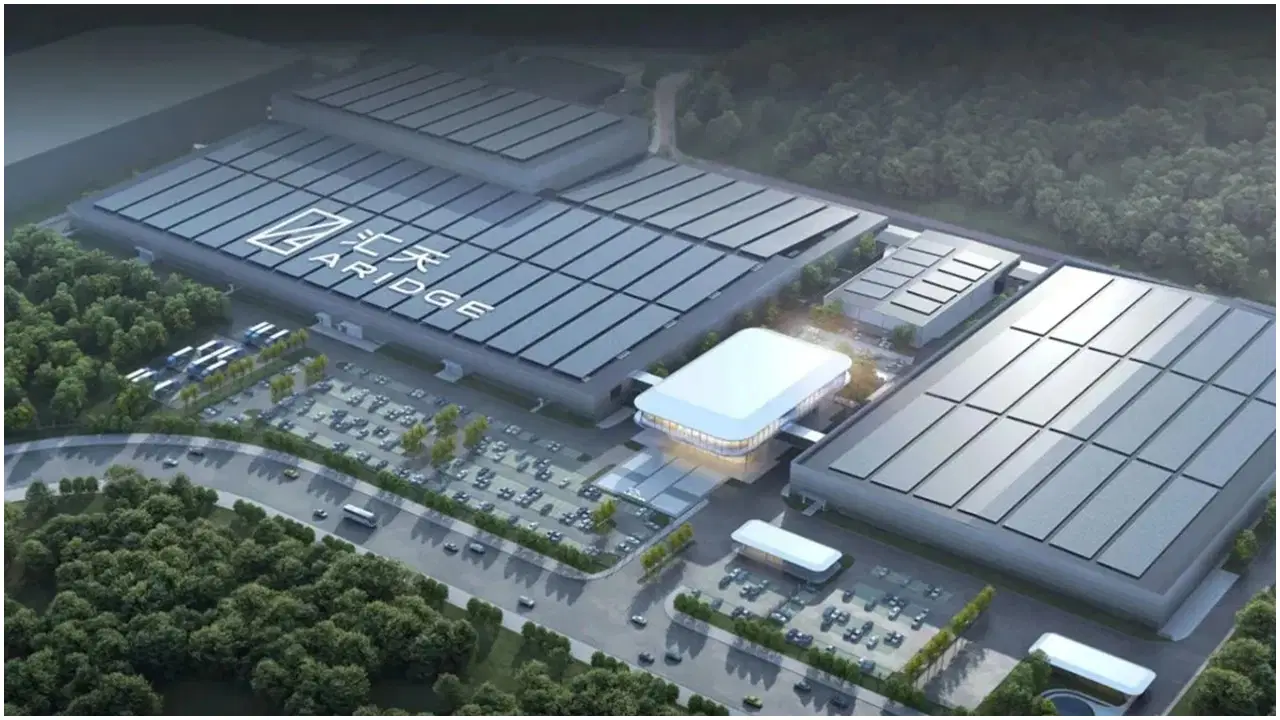 Trafik sorunu 2026'da çözülüyor: 2 Tesla fiyatına uçan araba! İşte tüm ayrıntılar...