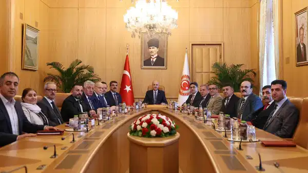 TBMM Başkanı Numan Kurtulmuş, Ezidi heyetini kabul etti!