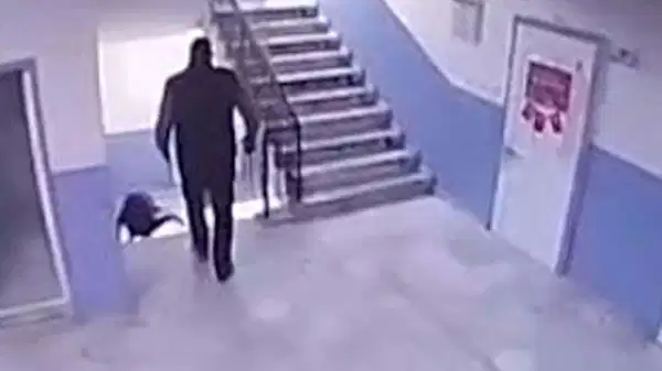 Otizmli öğrencisini merdivenden iten okul müdürünün tahliye talebine ret