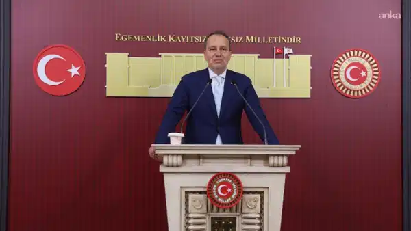 Fatih Erbakan: 'Türkiye, NATO Zirvesi'nde ev sahibi olarak oturduğu masadan garson olarak kalktı'