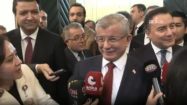 Liderler o soruya yanıt verdi: 'Yeni Yol Grubu'nun düşmesi söz konusu mu?'