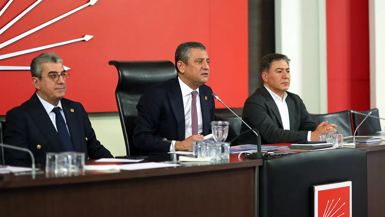 CHP MYK yılın ilk toplantısını yaptı: 'Süreç' ve ABD'nin Venezuela saldırısı ele alındı